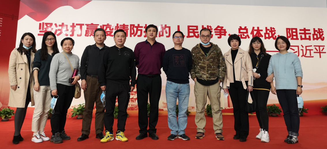 我们在一起——机关一支部开展参观武汉大学抗击新冠肺炎疫情特展主题党日活动